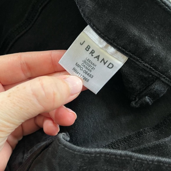 J Brand Leenah High Rise Skinny Ankle Jeans Size 28 Caiman Python Print Black - Picture 13 of 16